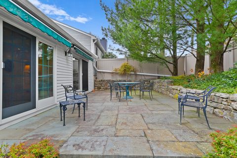 Tiny photo for 47 Bank Street #47, New Canaan, CT 06840 (MLS # 24160878)