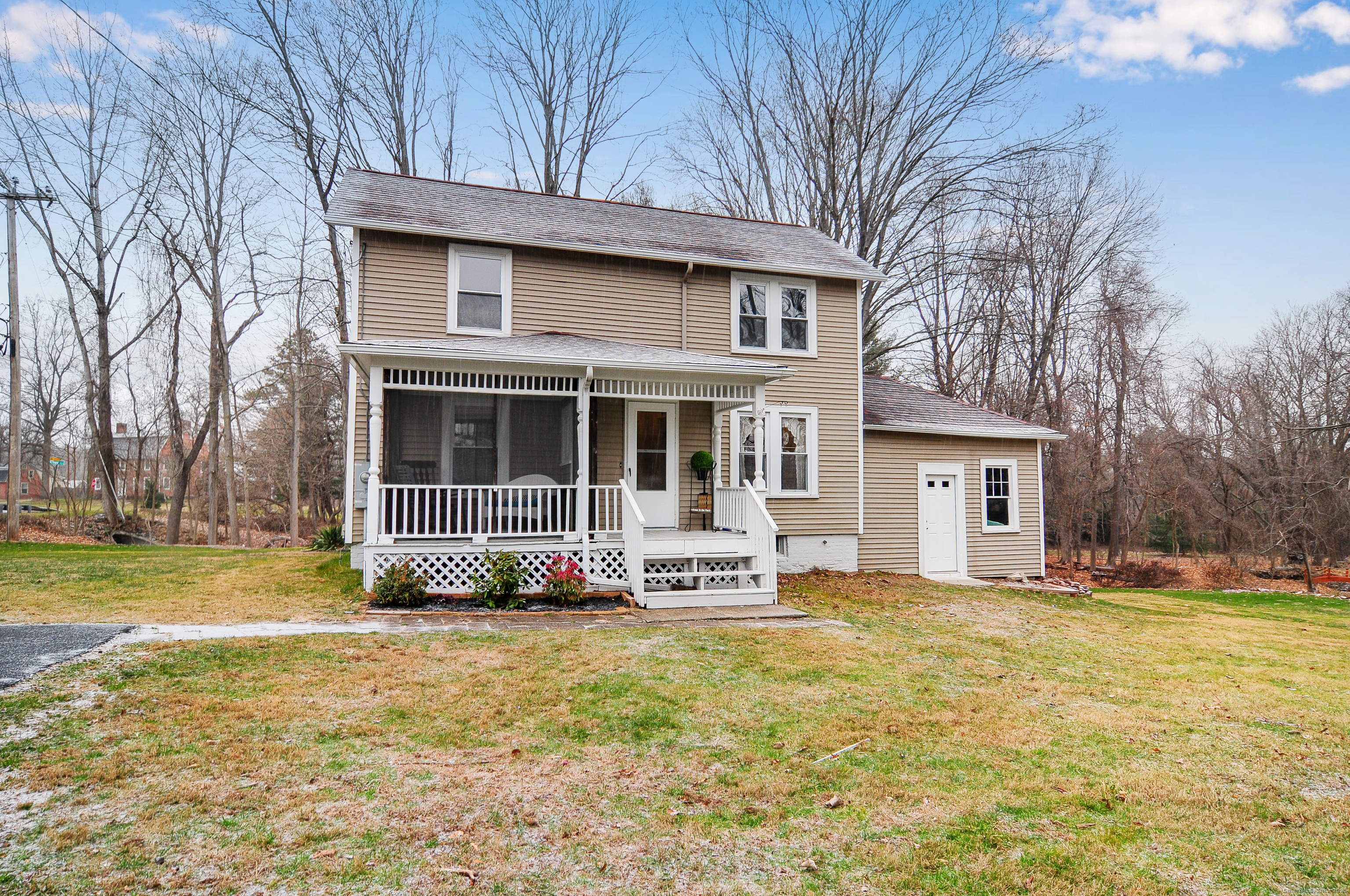 Windsor, Connecticut 06095, United States, 3 Bedrooms Bedrooms, ,1 BathroomBathrooms,Residential,Coming Soon,247773