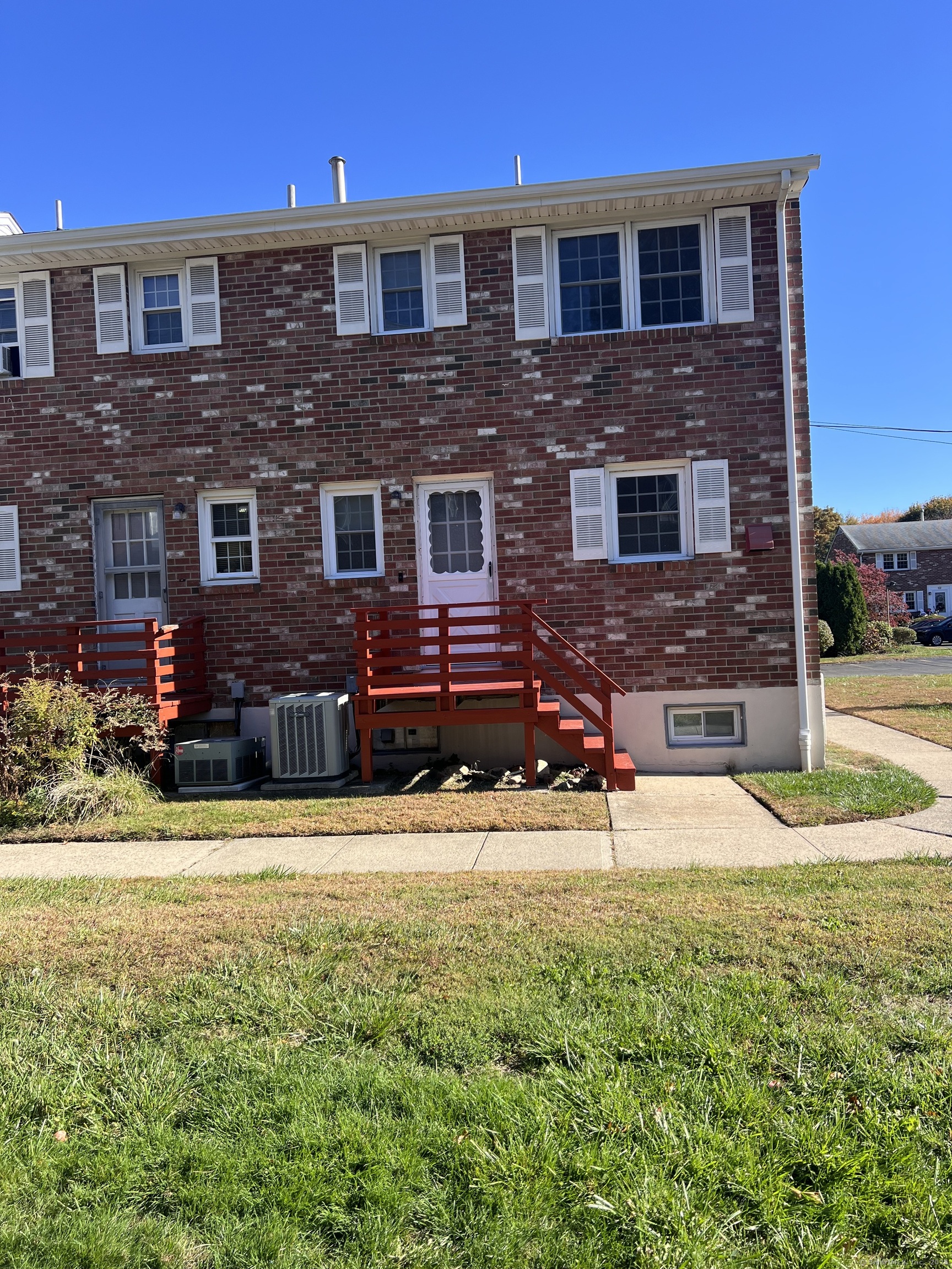 70 Robert Treat Drive