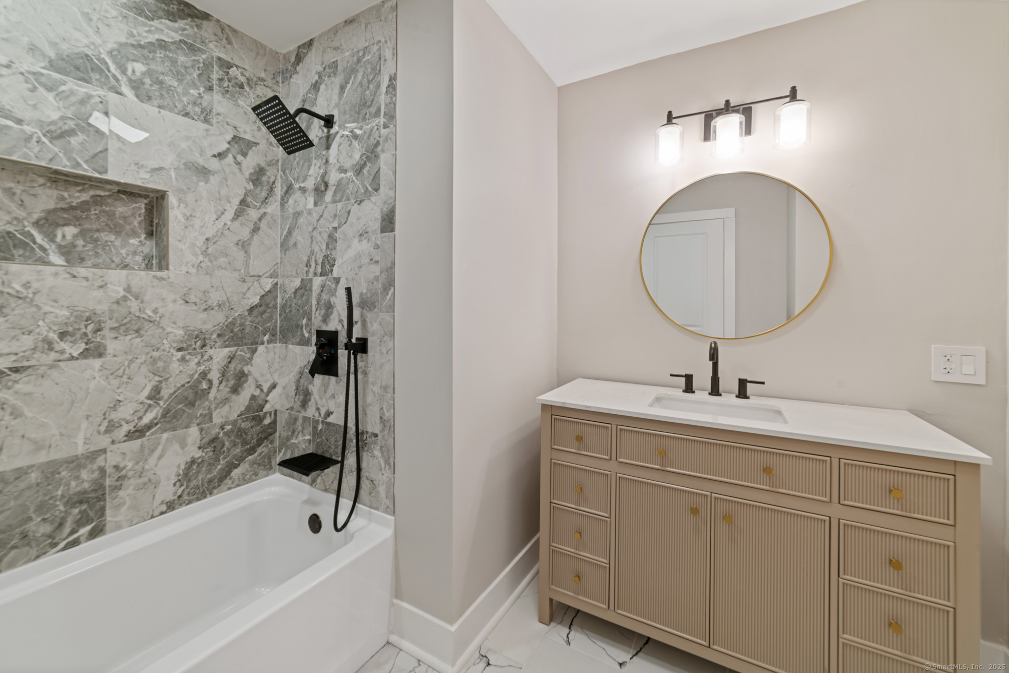 26 Maple Avenue, North Haven, Connecticut image 14