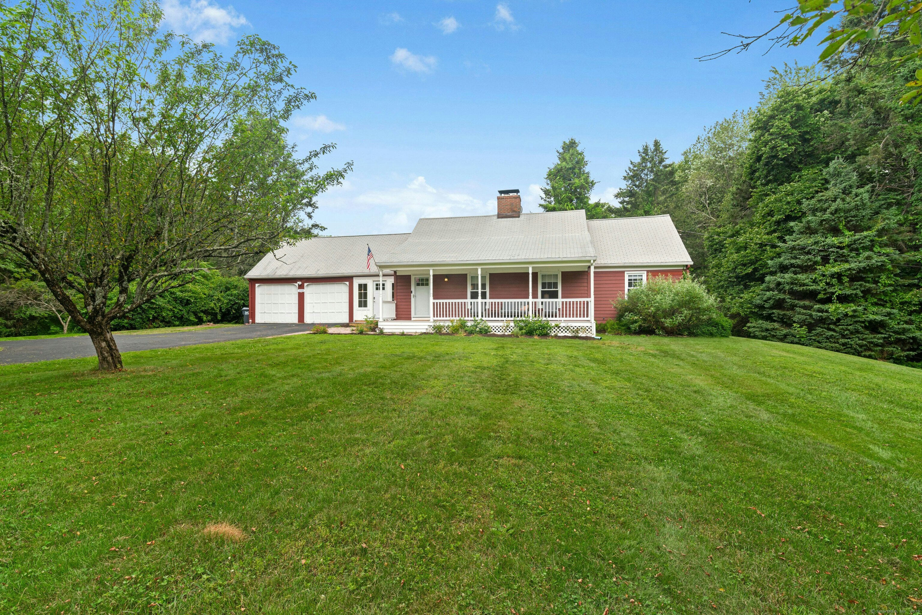 1027 Monroe Turnpike