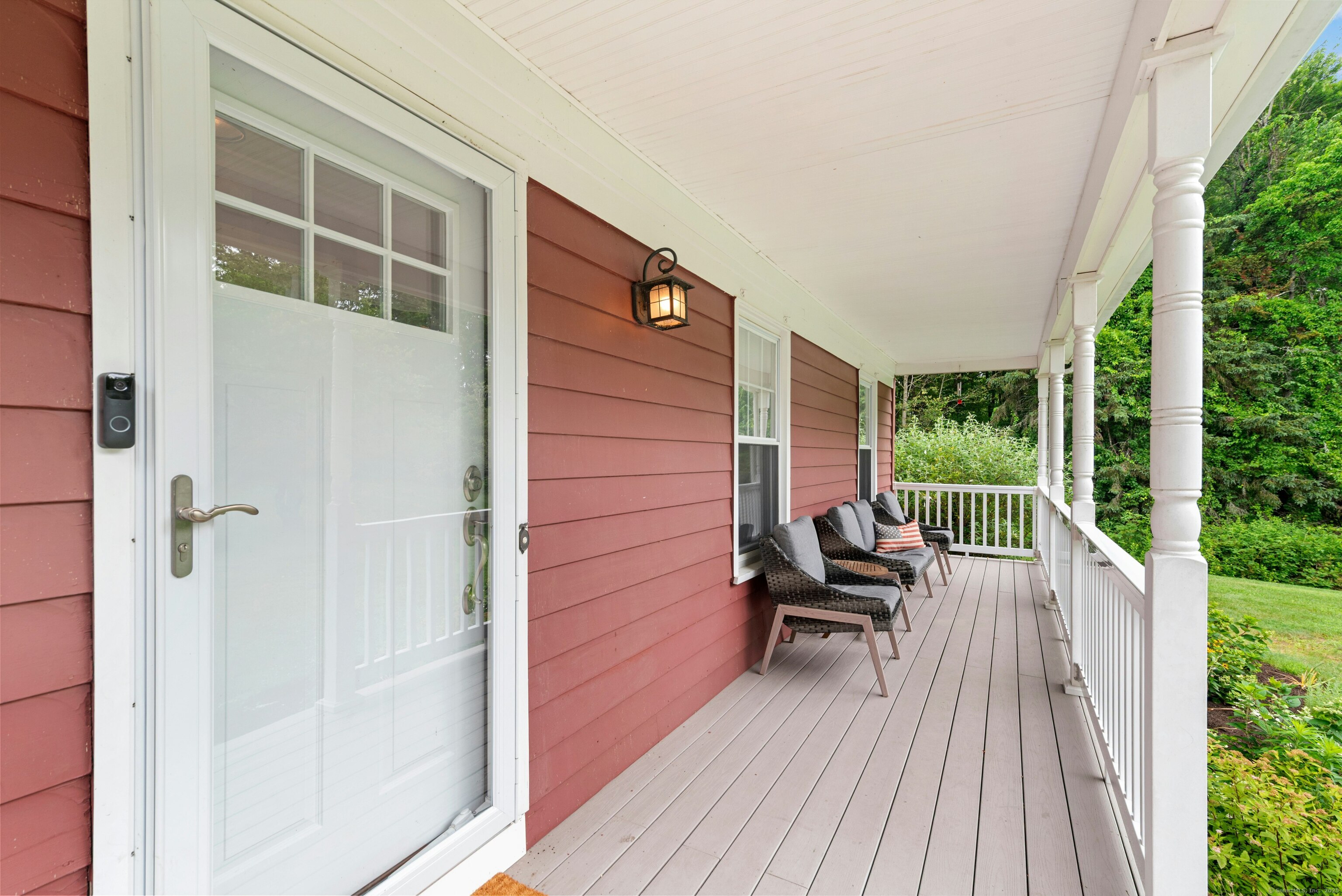 1027 Monroe Turnpike