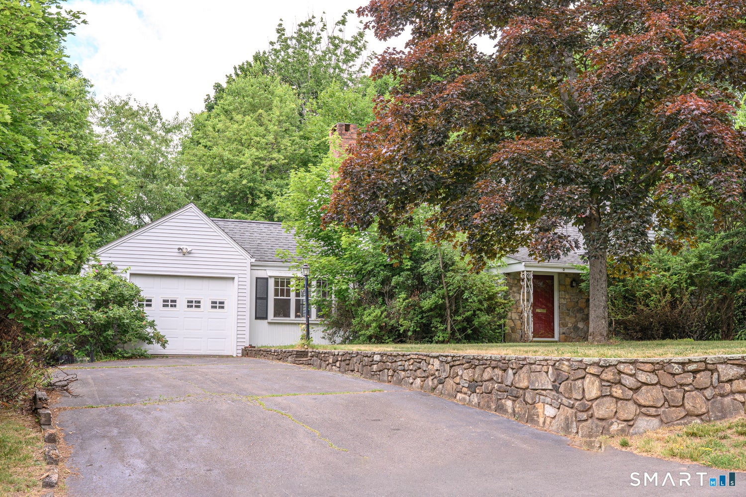 30 Steep Hollow Lane