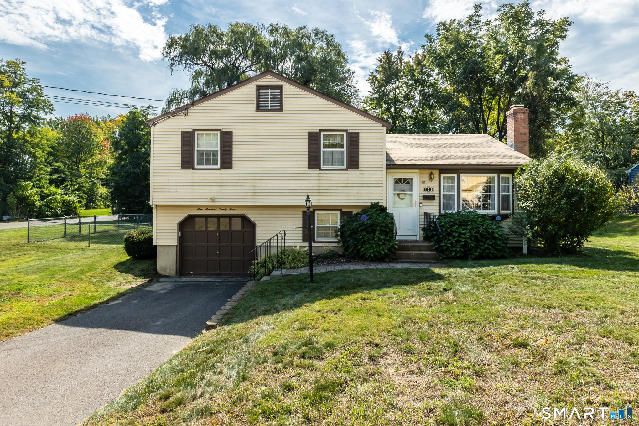 129 Montemerlo Avenue
