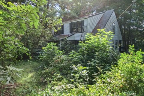 Photo of 1335 Wolf Hill Road, Cheshire, CT 06410 (MLS # 24125423)