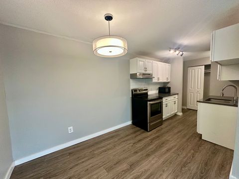 Tiny photo for 111 Sherbrooke Avenue #127, Hartford, CT 06106 (MLS # 24154635)