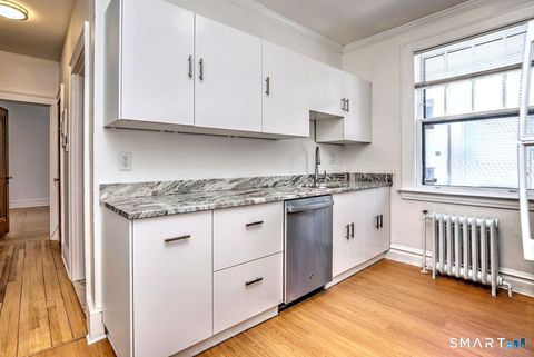 Tiny photo for 143 Fountain Street #APT A11, New Haven, CT 06515 (MLS # 24148895)