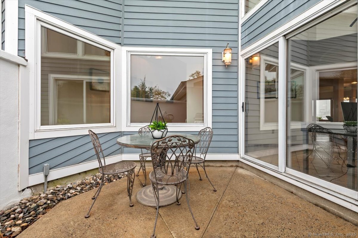 8 Oyster Landing Road 8