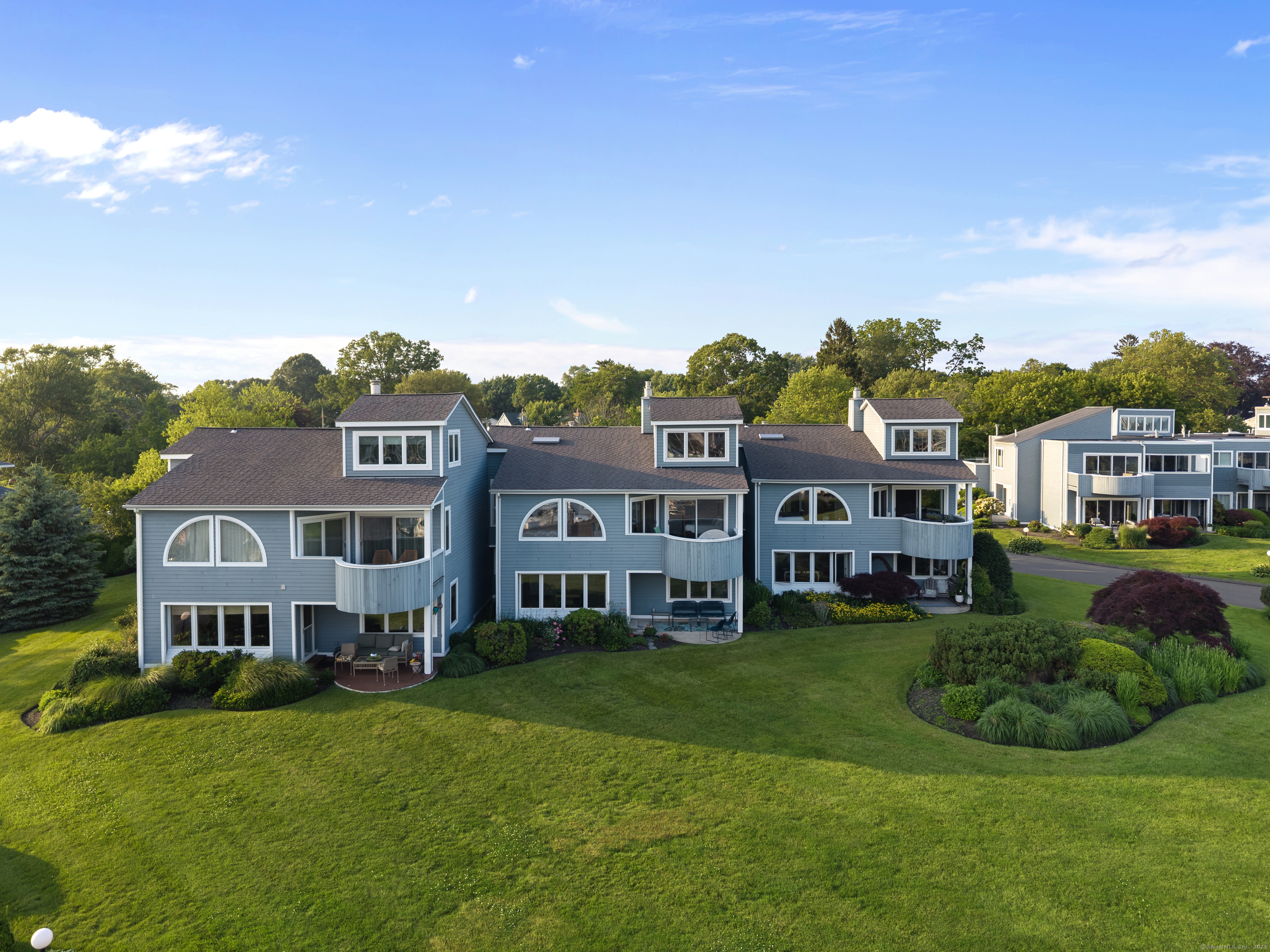 Property for Sale at Oyster Landing Road 8, Milford, Connecticut - Bedrooms: 3 
Bathrooms: 3 
Rooms: 7  - $1,165,000