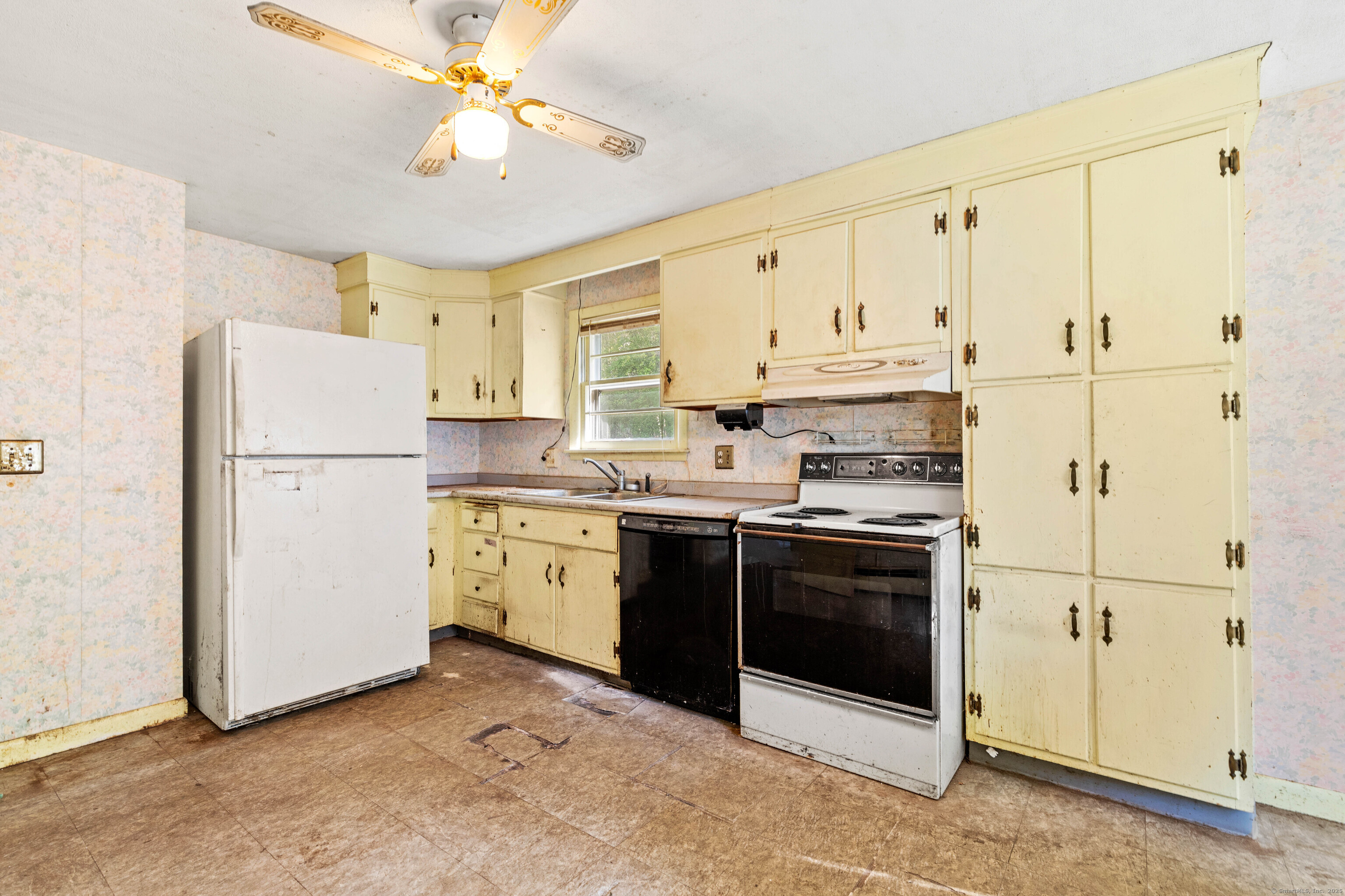 19 Oak Drive, North Stonington, Connecticut image 15