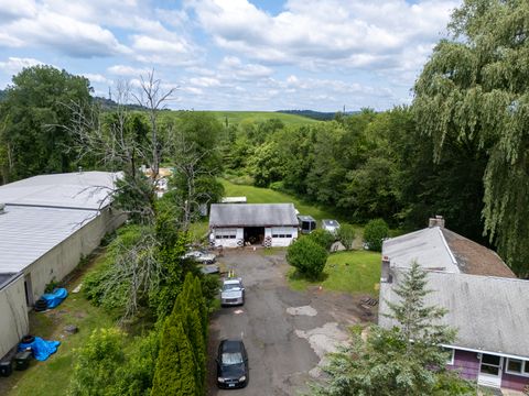 44 Payne Road Danbury CT 06810