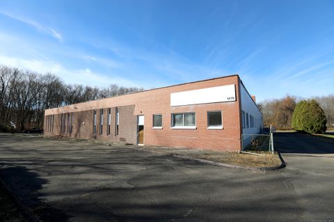MLS: 24060391