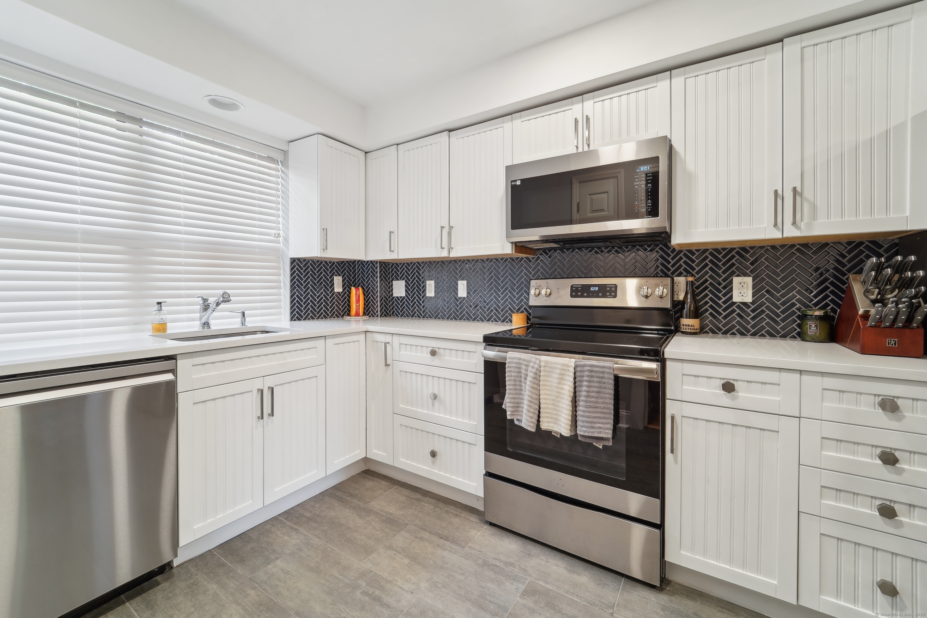 51 Highland Road #51, Stamford, Connecticut image 4