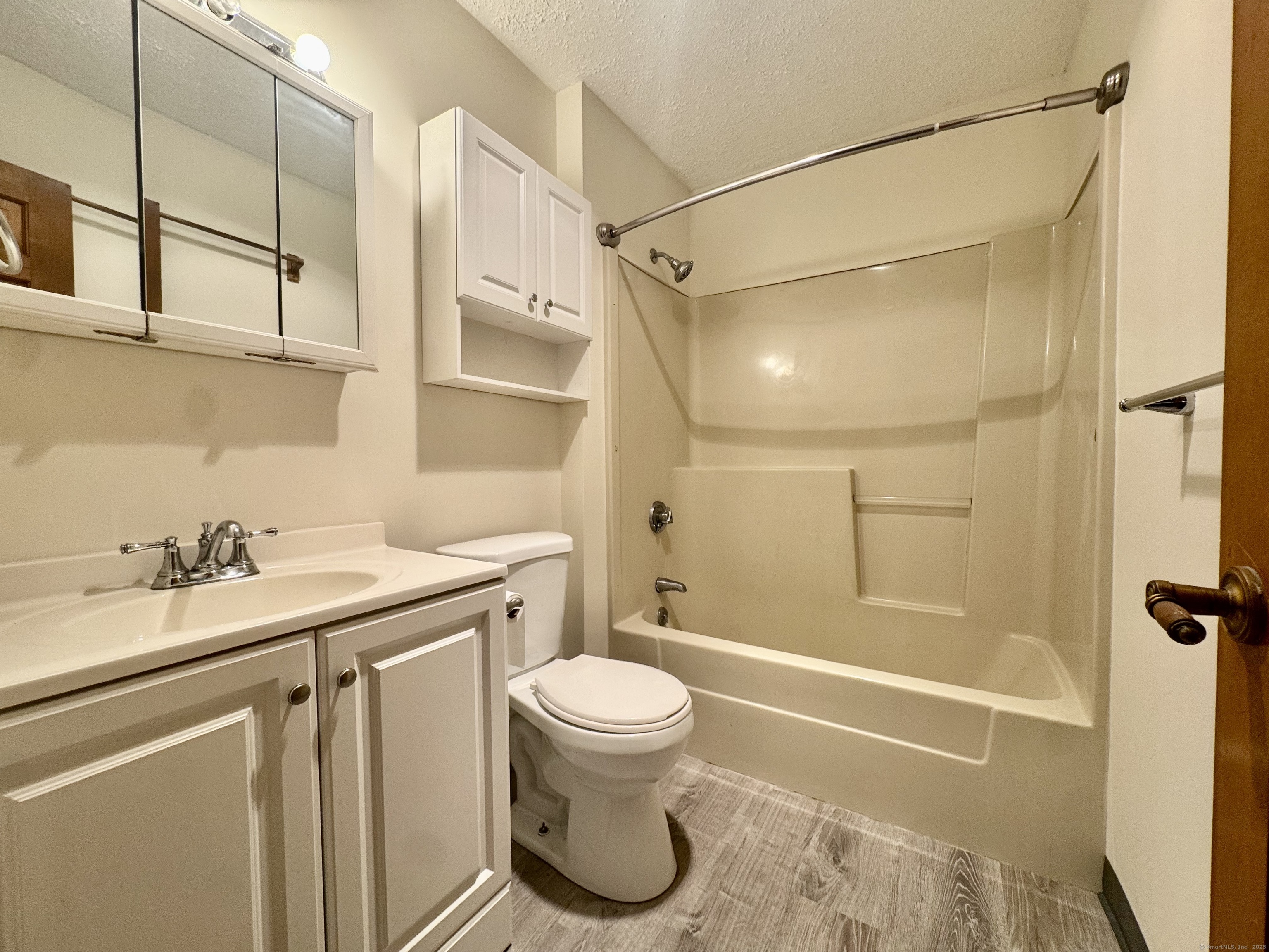 24 West Road #APT 20, Ellington, Connecticut image 7