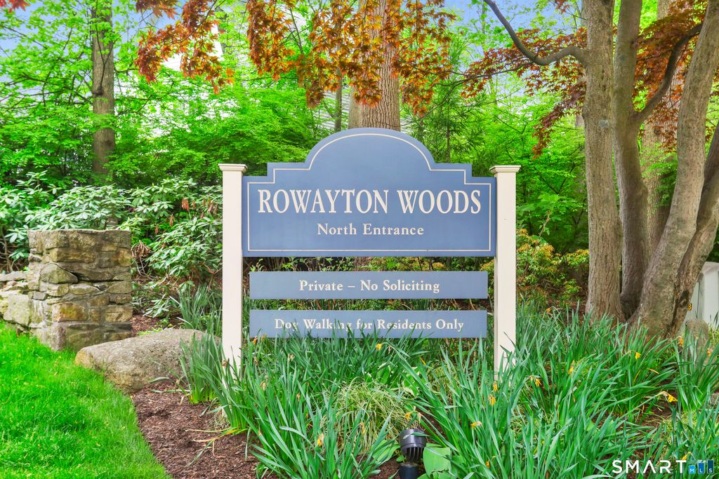 Photo of 22 Rowayton Woods Drive #22, Norwalk, CT 06854 (MLS # 24173473)