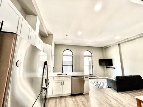 37 Center Street 3A New Haven CT 06510