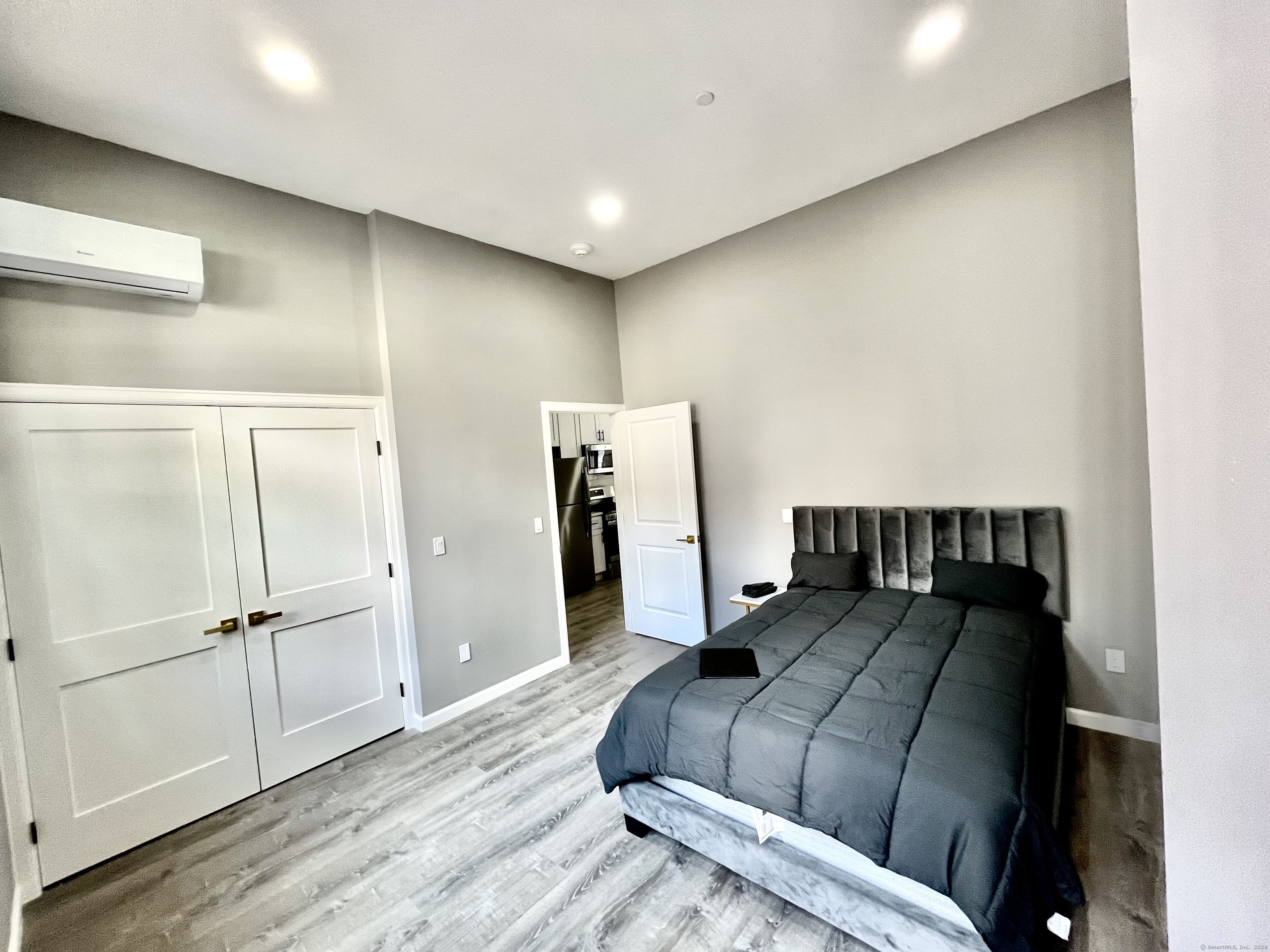 37 Center Street 3A