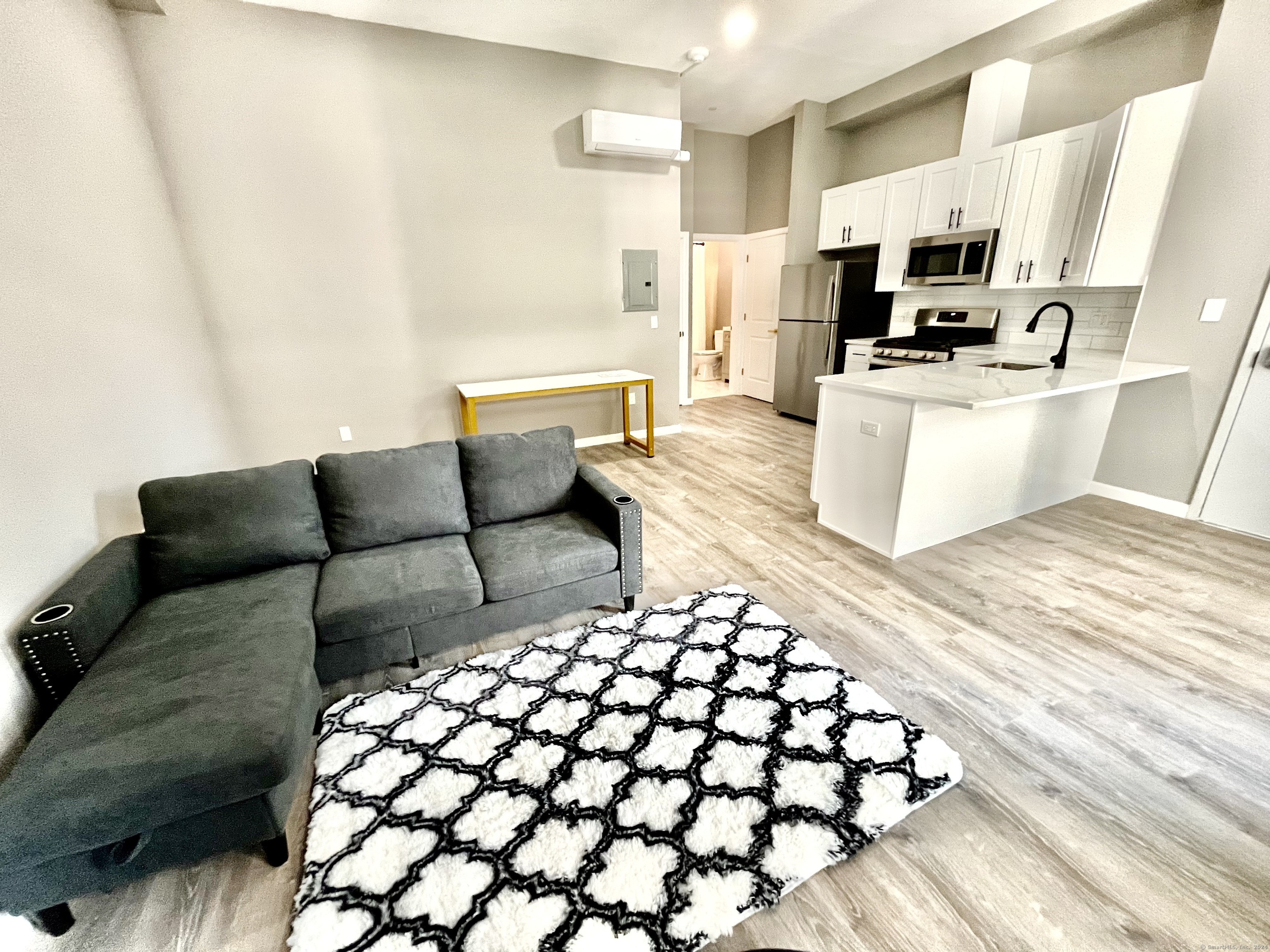 37 Center Street 3A