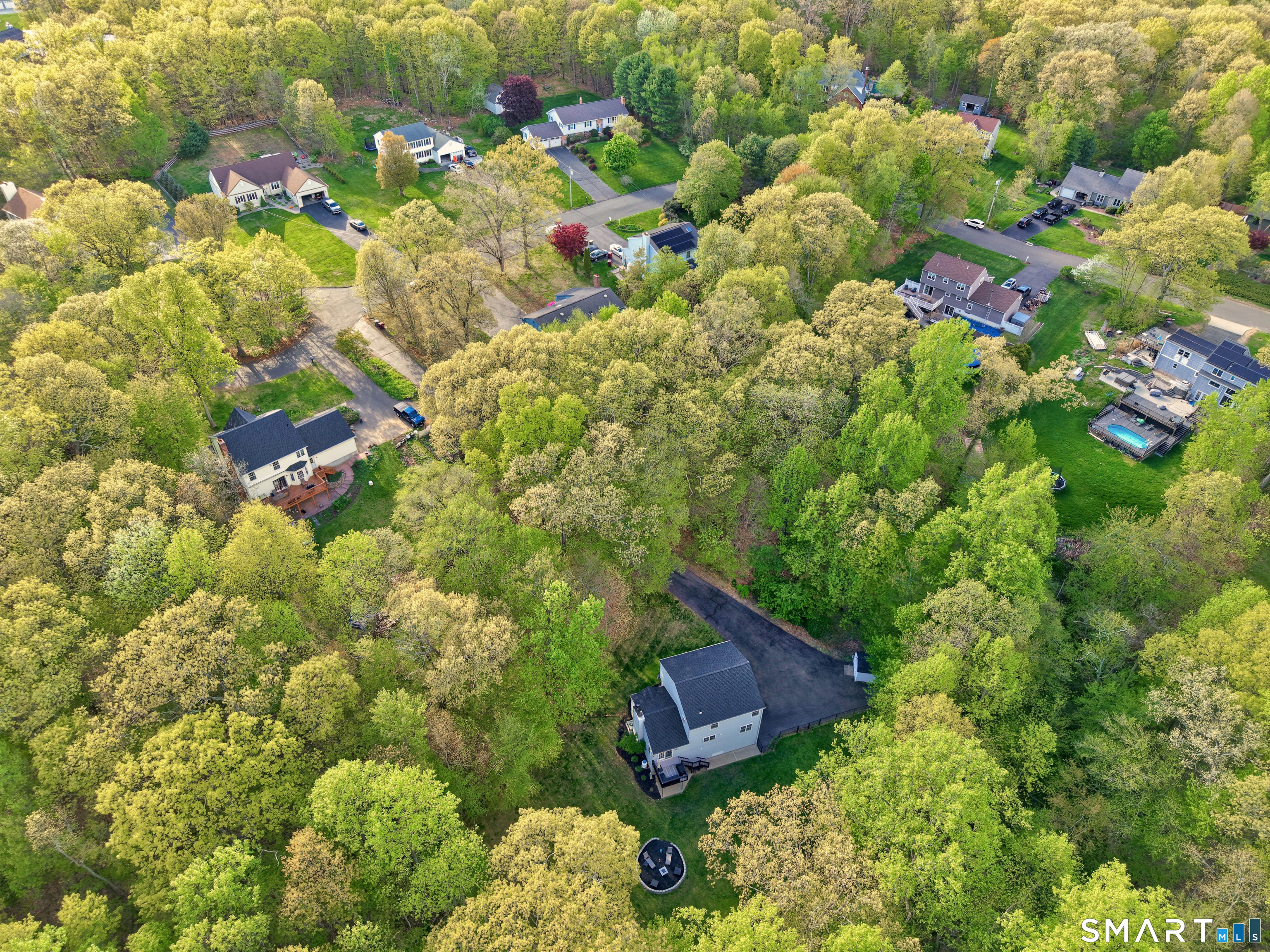 164 Kingswood Drive