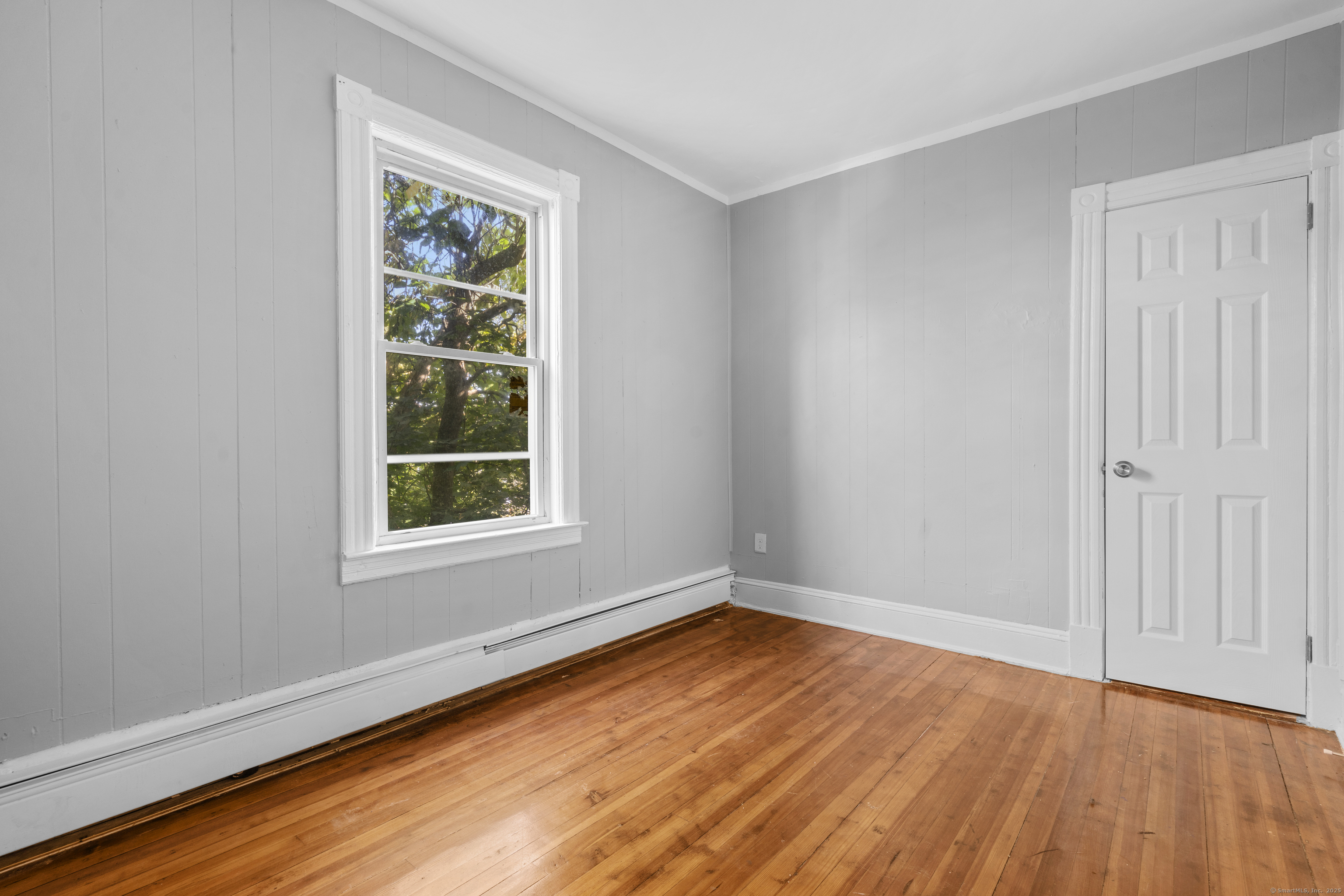 Hartford, Connecticut 06112, United States, 3 Bedrooms Bedrooms, ,1 BathroomBathrooms,Residential,Active,231402