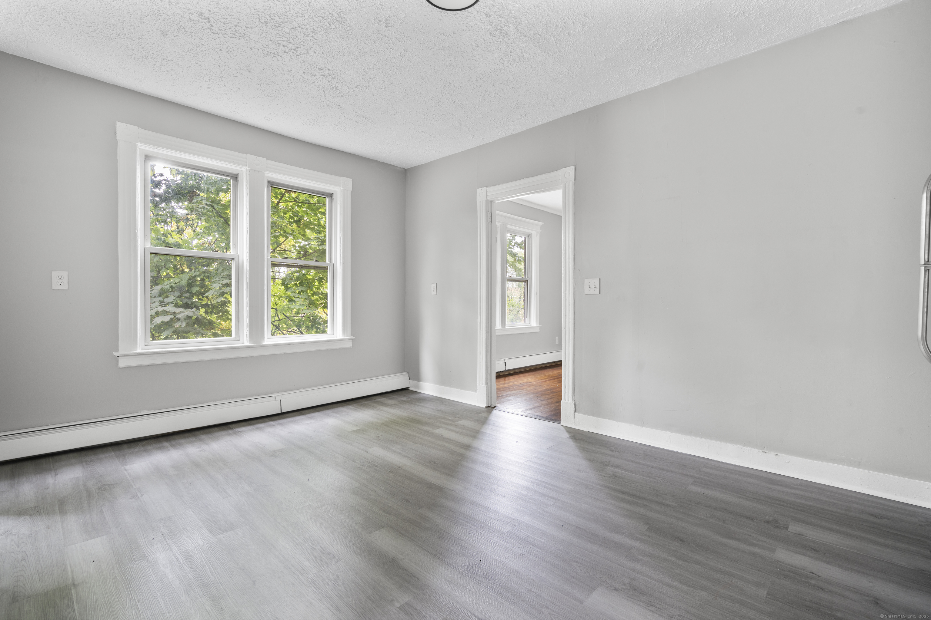 Hartford, Connecticut 06112, United States, 3 Bedrooms Bedrooms, ,1 BathroomBathrooms,Residential,Active,231402