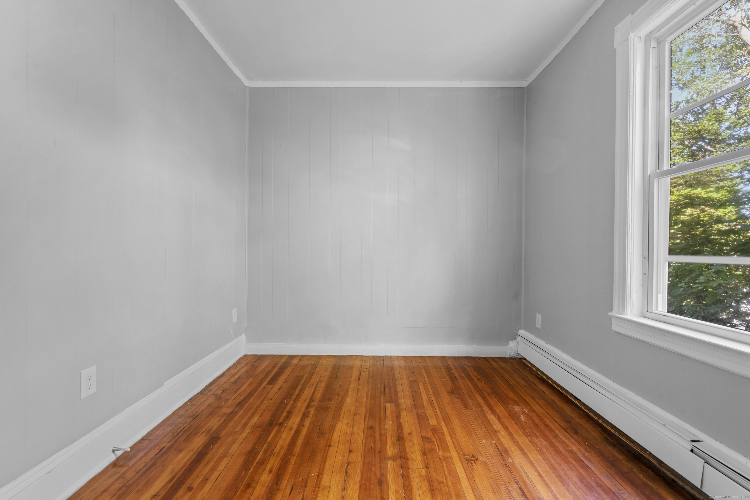 Hartford, Connecticut 06112, United States, 3 Bedrooms Bedrooms, ,1 BathroomBathrooms,Residential,Active,231402