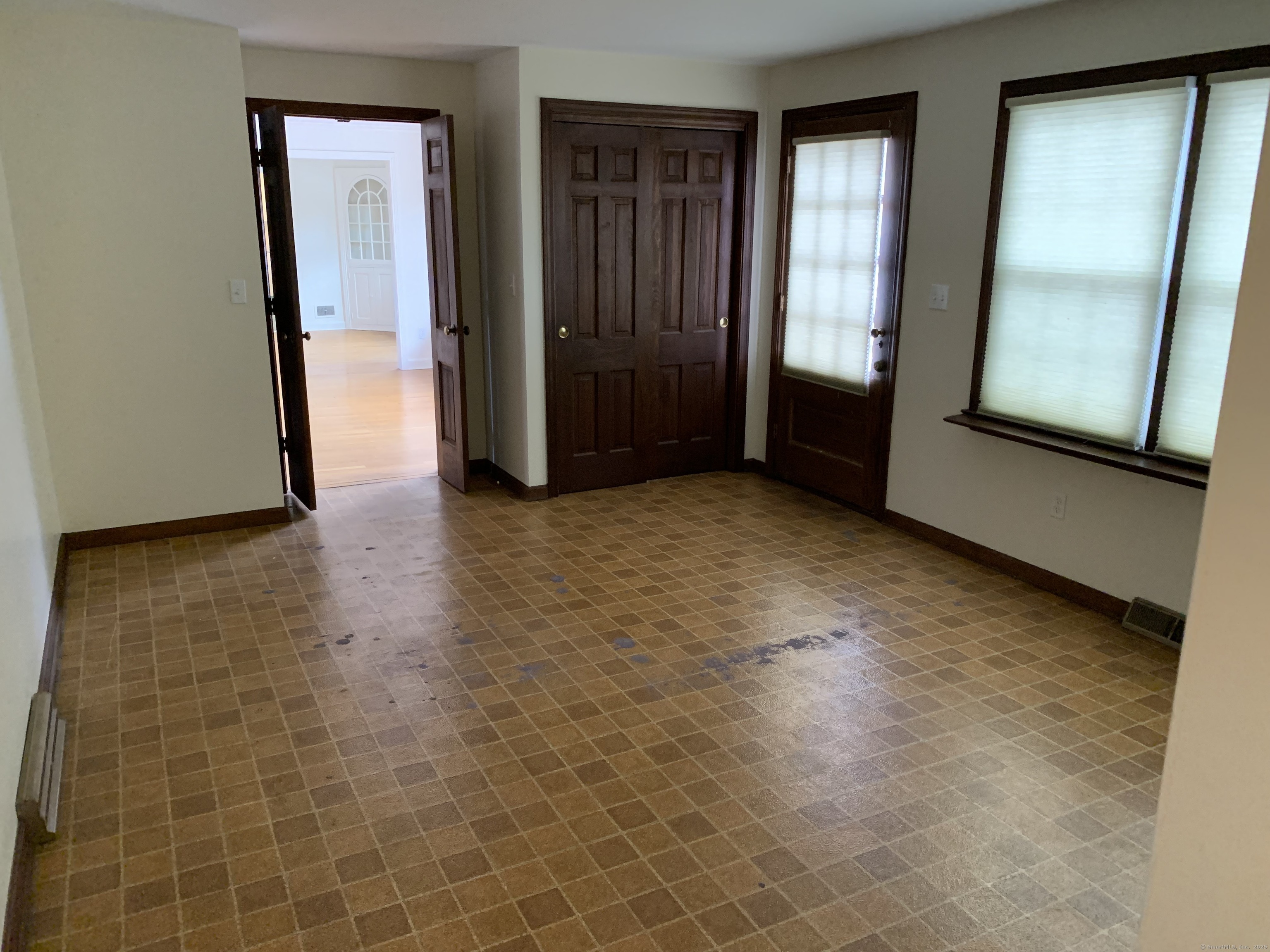 1057 Orange Center Road, Orange, Connecticut image 18