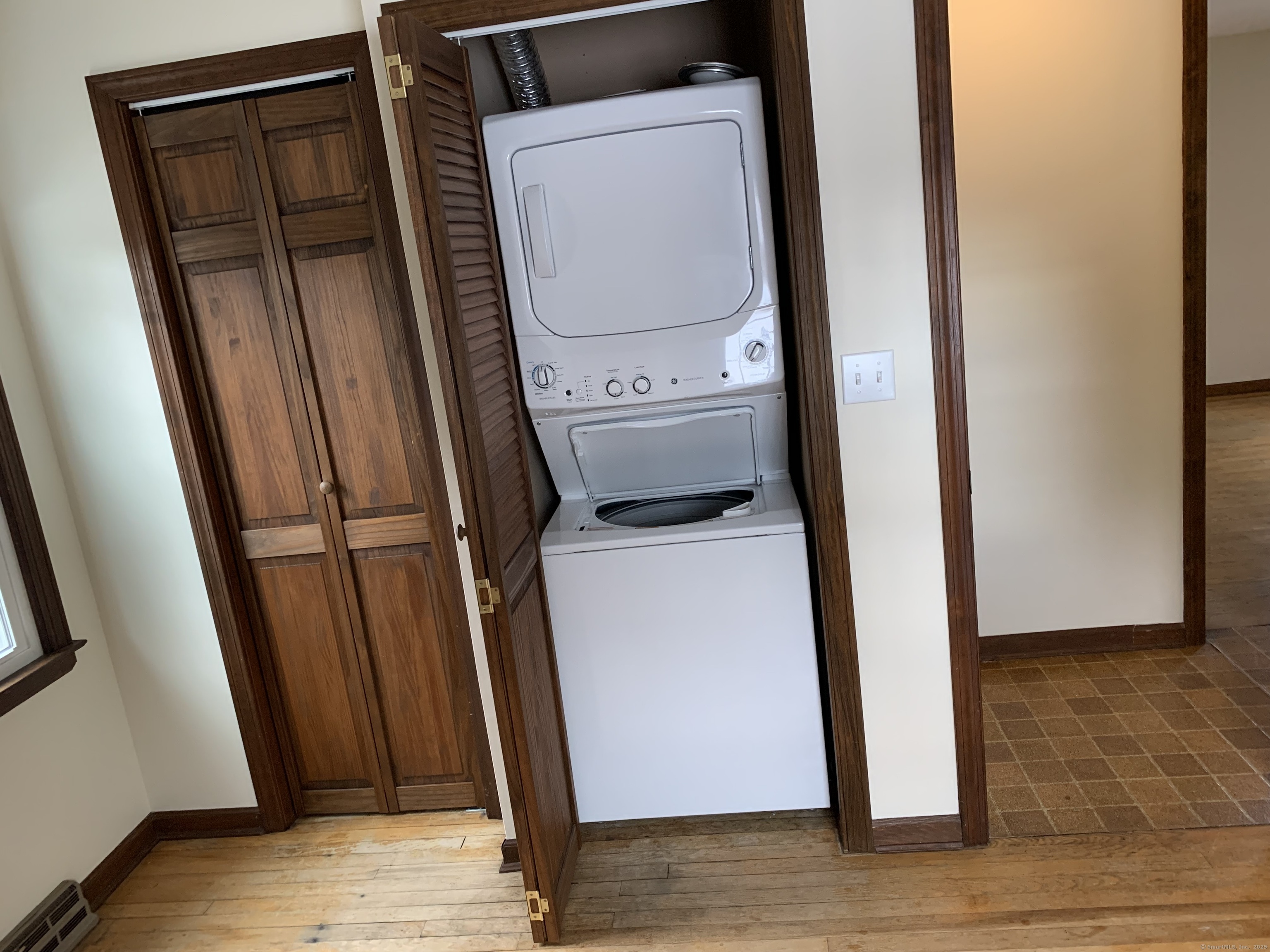 1057 Orange Center Road, Orange, Connecticut image 6
