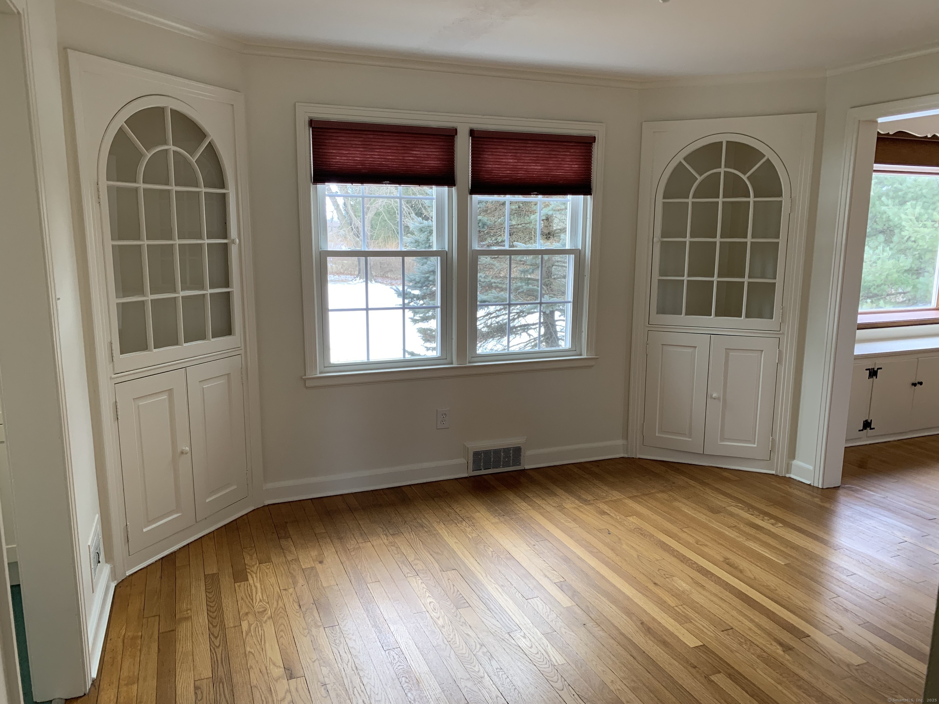 1057 Orange Center Road, Orange, Connecticut image 9