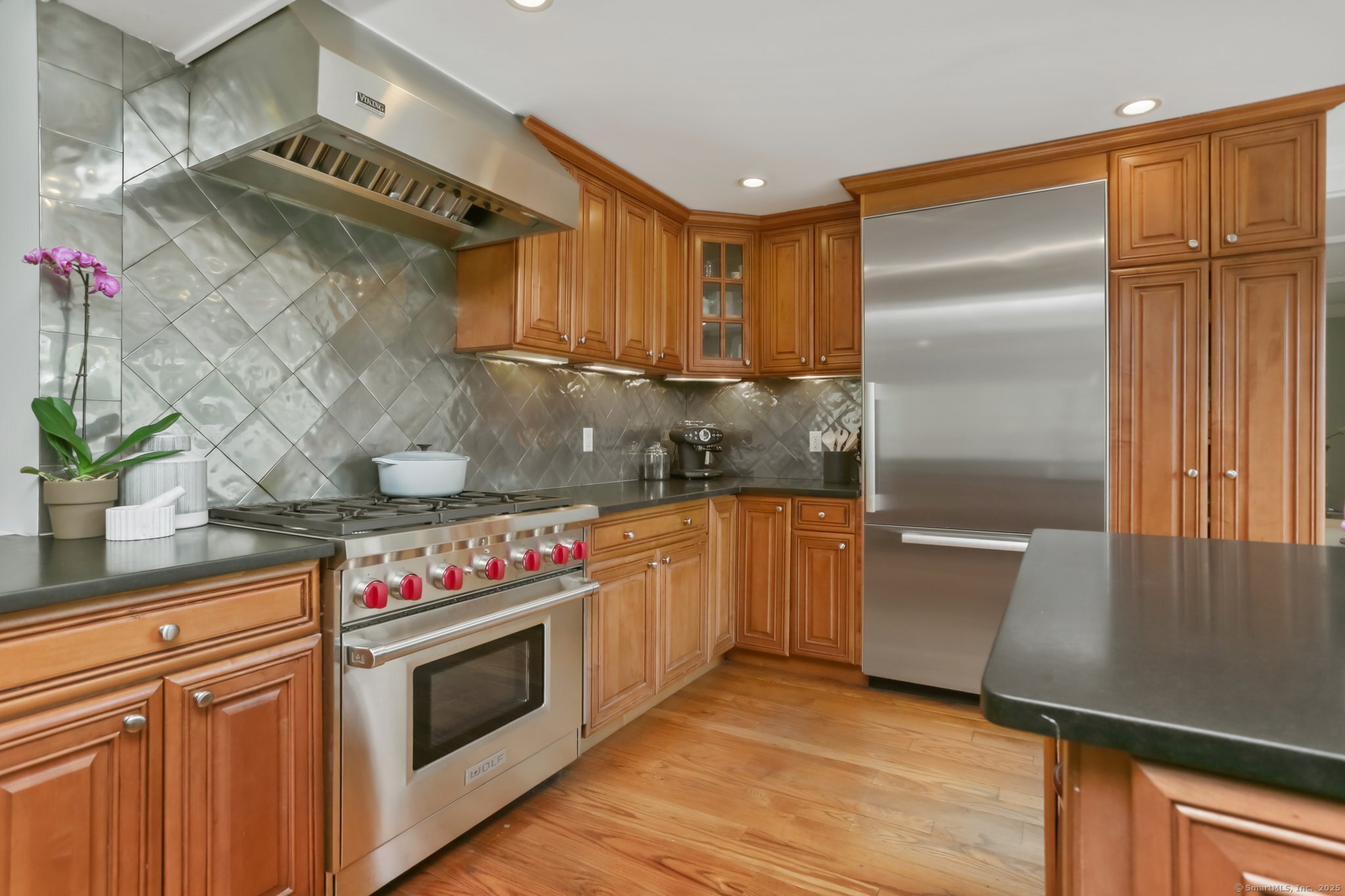 12 Laddins Rock Road, Greenwich, Connecticut image 12