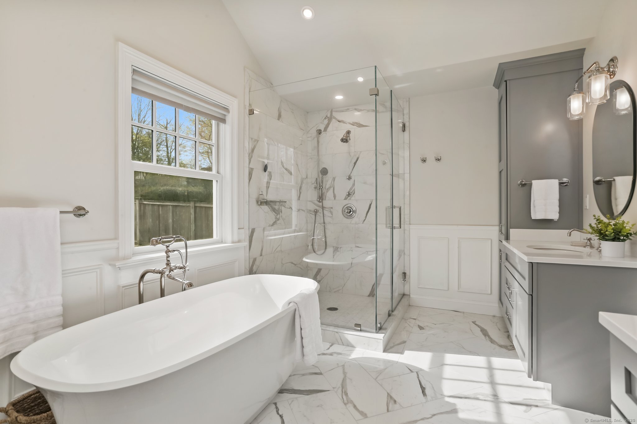 12 Laddins Rock Road, Greenwich, Connecticut image 23