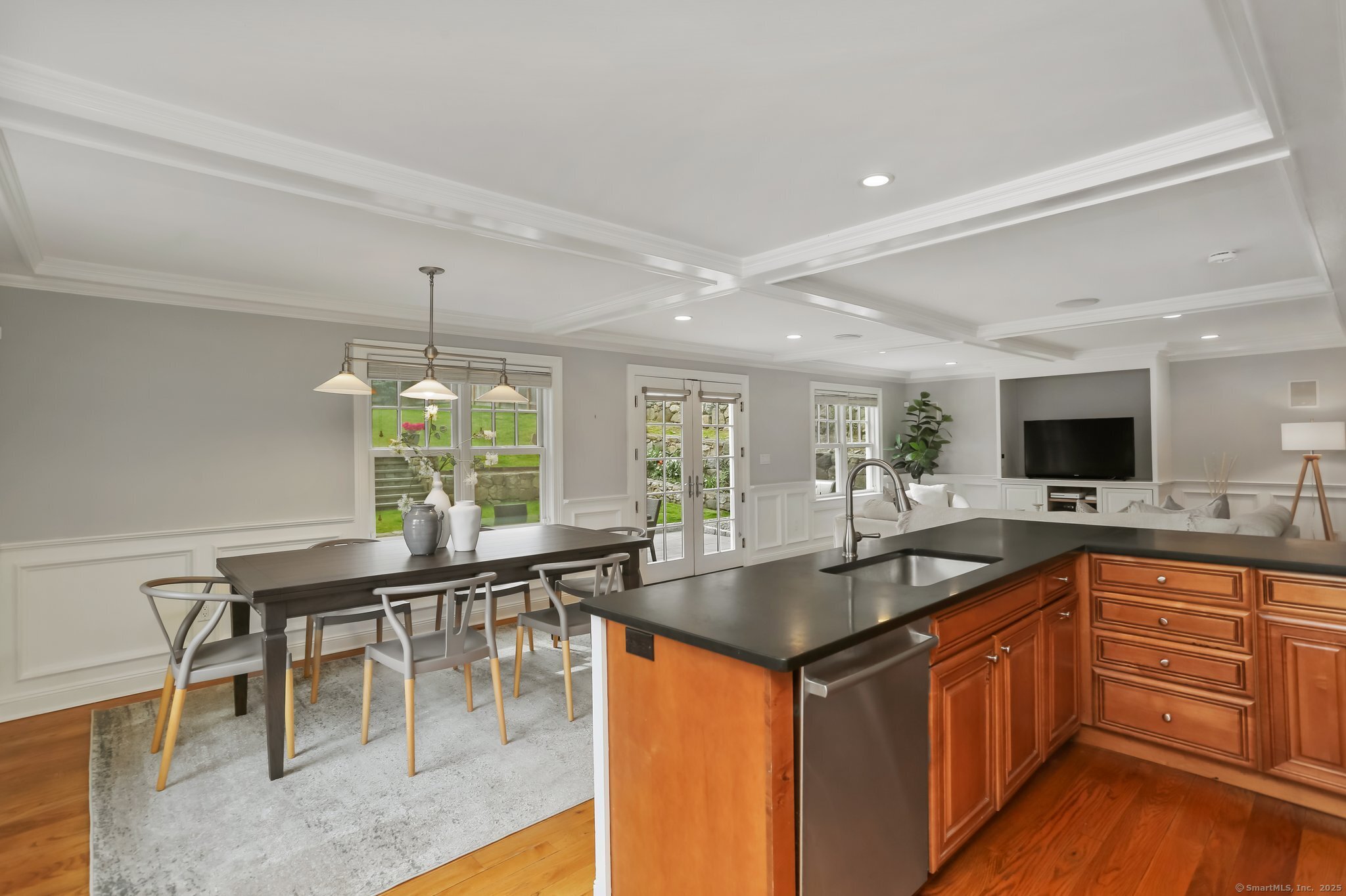 12 Laddins Rock Road, Greenwich, Connecticut image 11