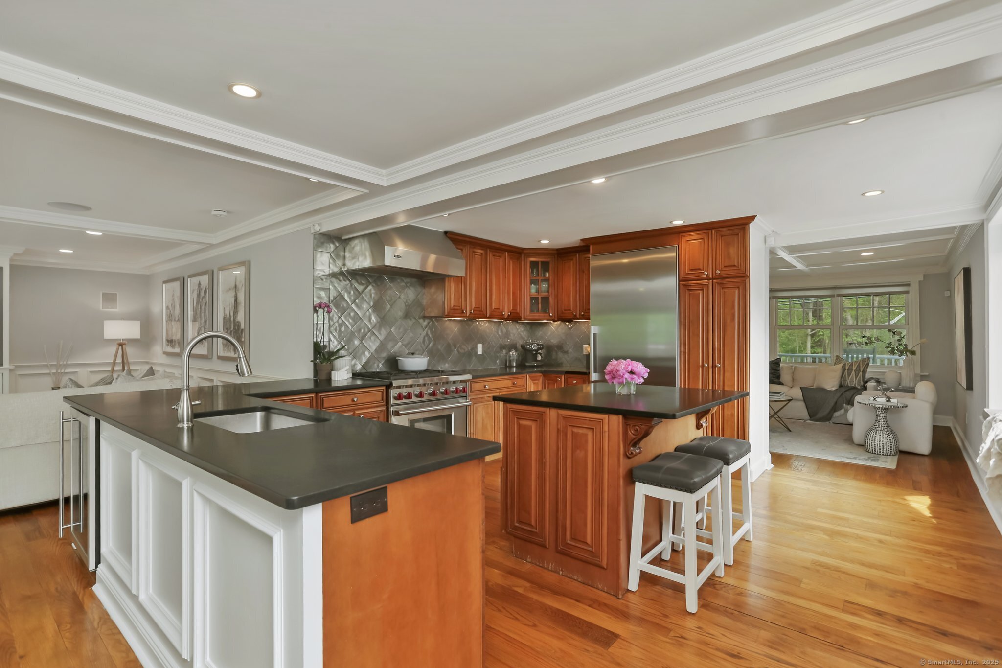 12 Laddins Rock Road, Greenwich, Connecticut image 10