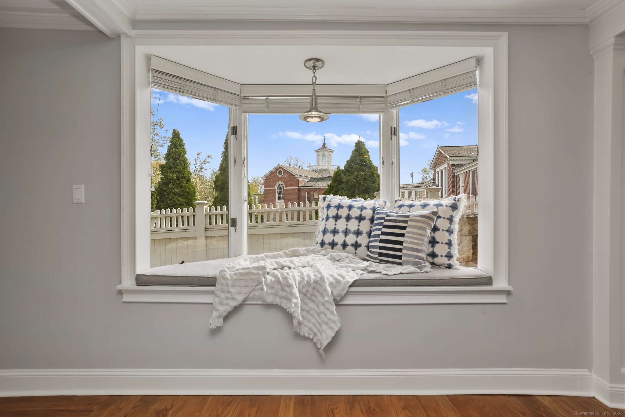 12 Laddins Rock Road, Greenwich, Connecticut image 9
