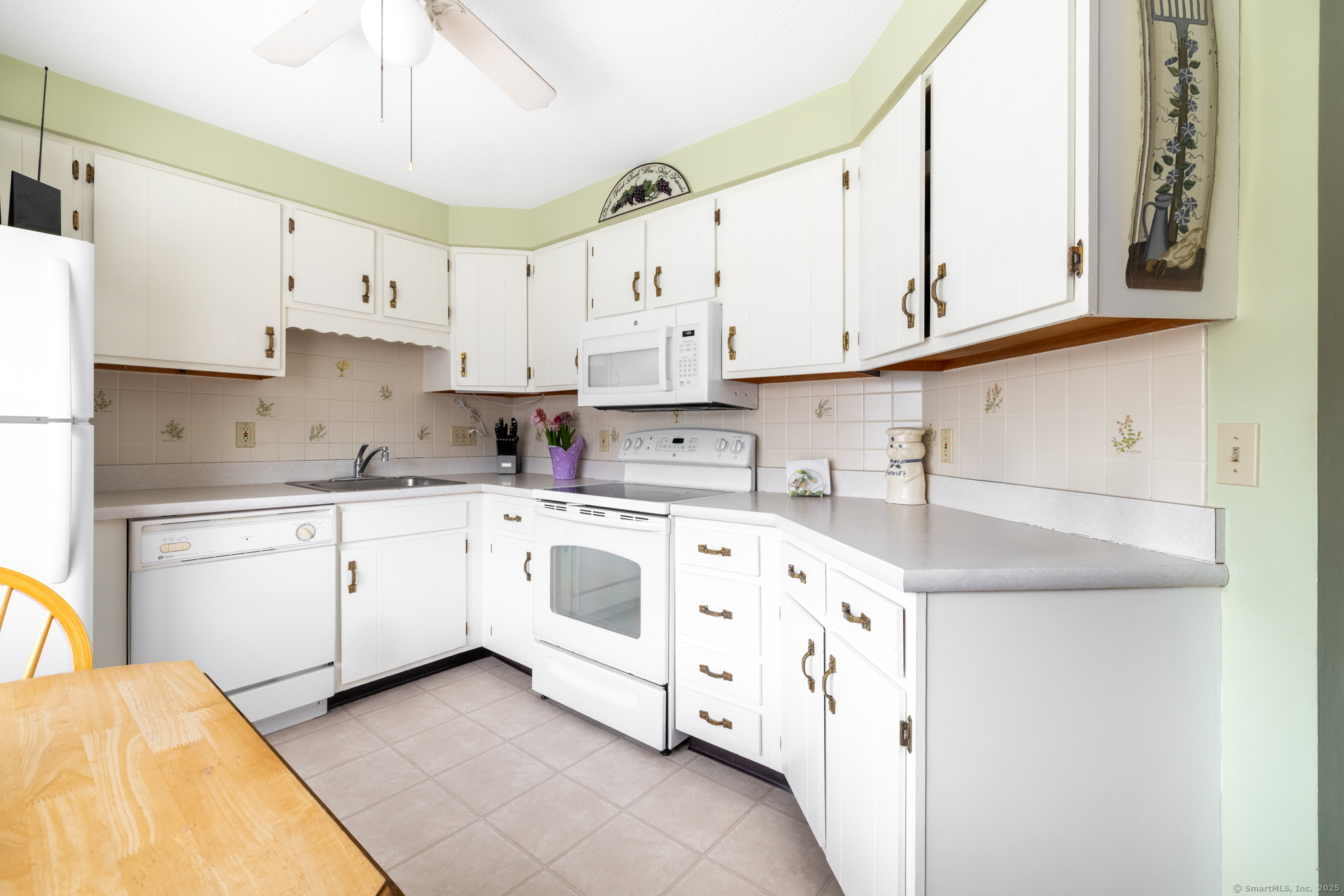 202 Metacomet Drive #202, Meriden, Connecticut image 11