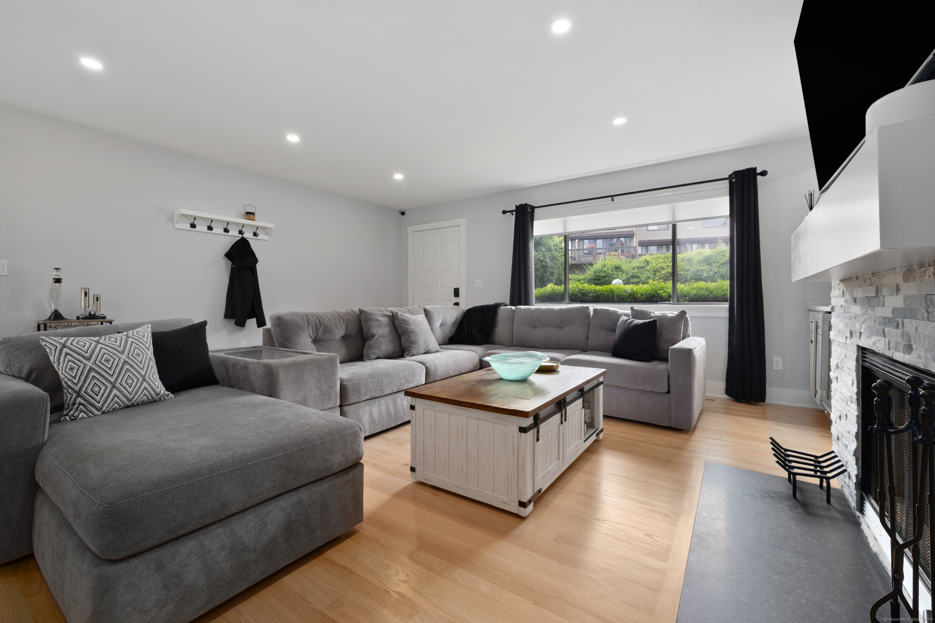 2539 Bedford Street APT 33F