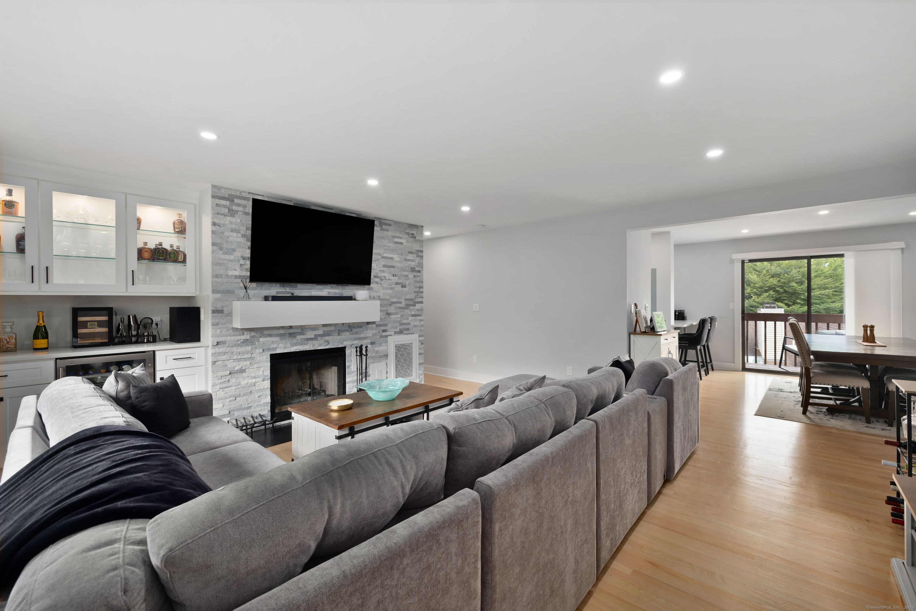 2539 Bedford Street APT 33F