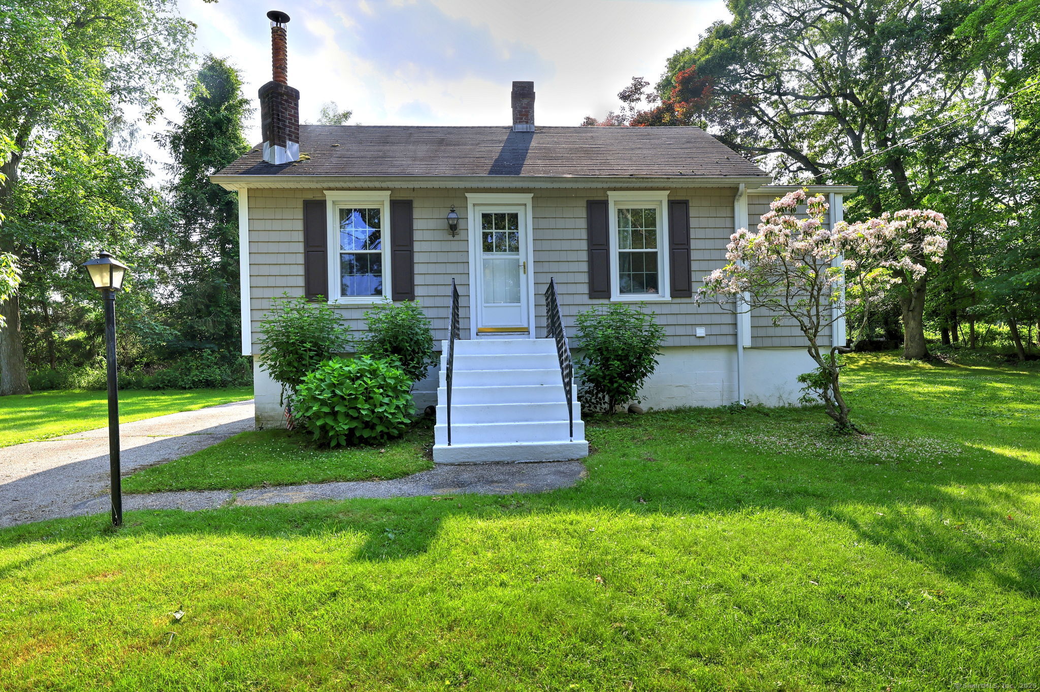 818 Alling Road