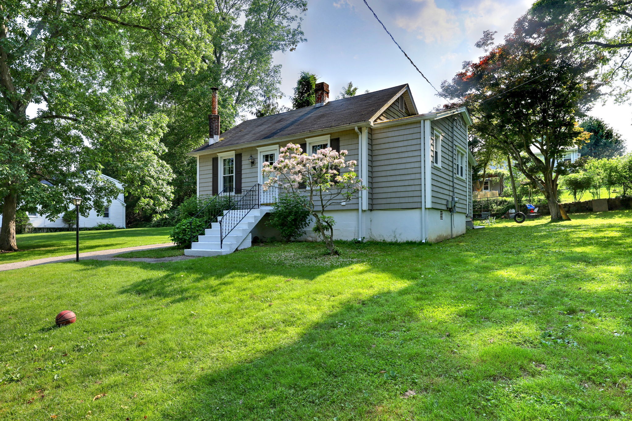 818 Alling Road