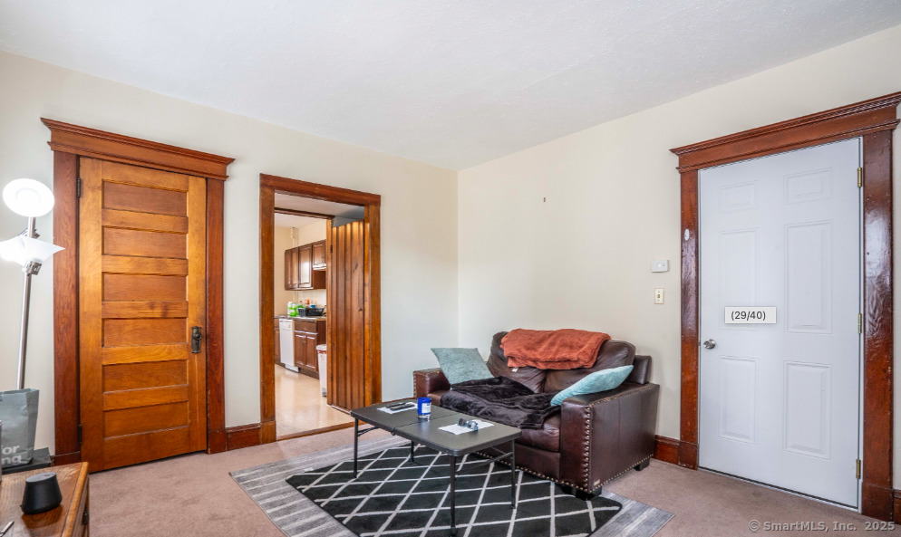 Middletown, Connecticut 06457, United States, 1 Bedroom Bedrooms, ,1 BathroomBathrooms,Residential,Active,82661