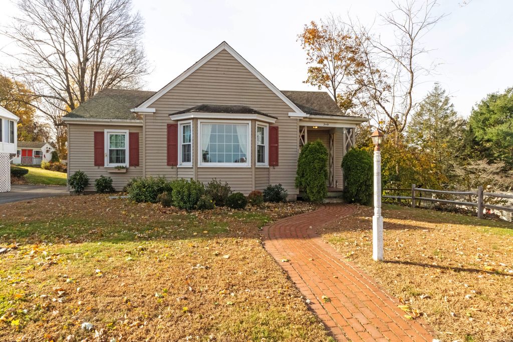 Photo of 40 Coe Avenue, Portland, CT 06480 (MLS # 24139162)