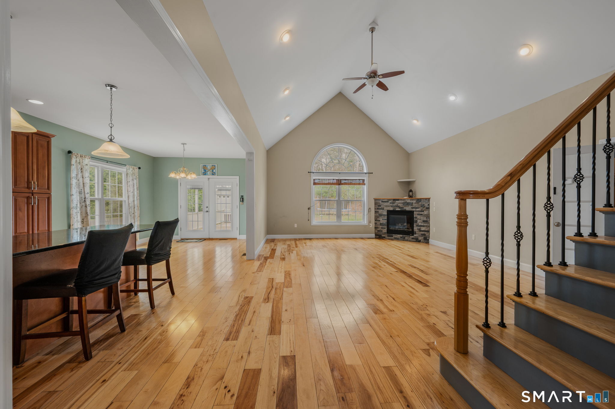 8 Quiet Cove Lane