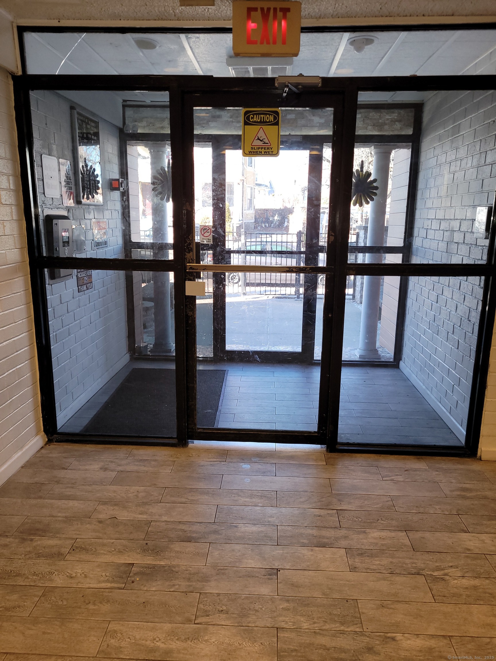 393 Laurel Avenue #APT 409, Bridgeport, Connecticut image 3