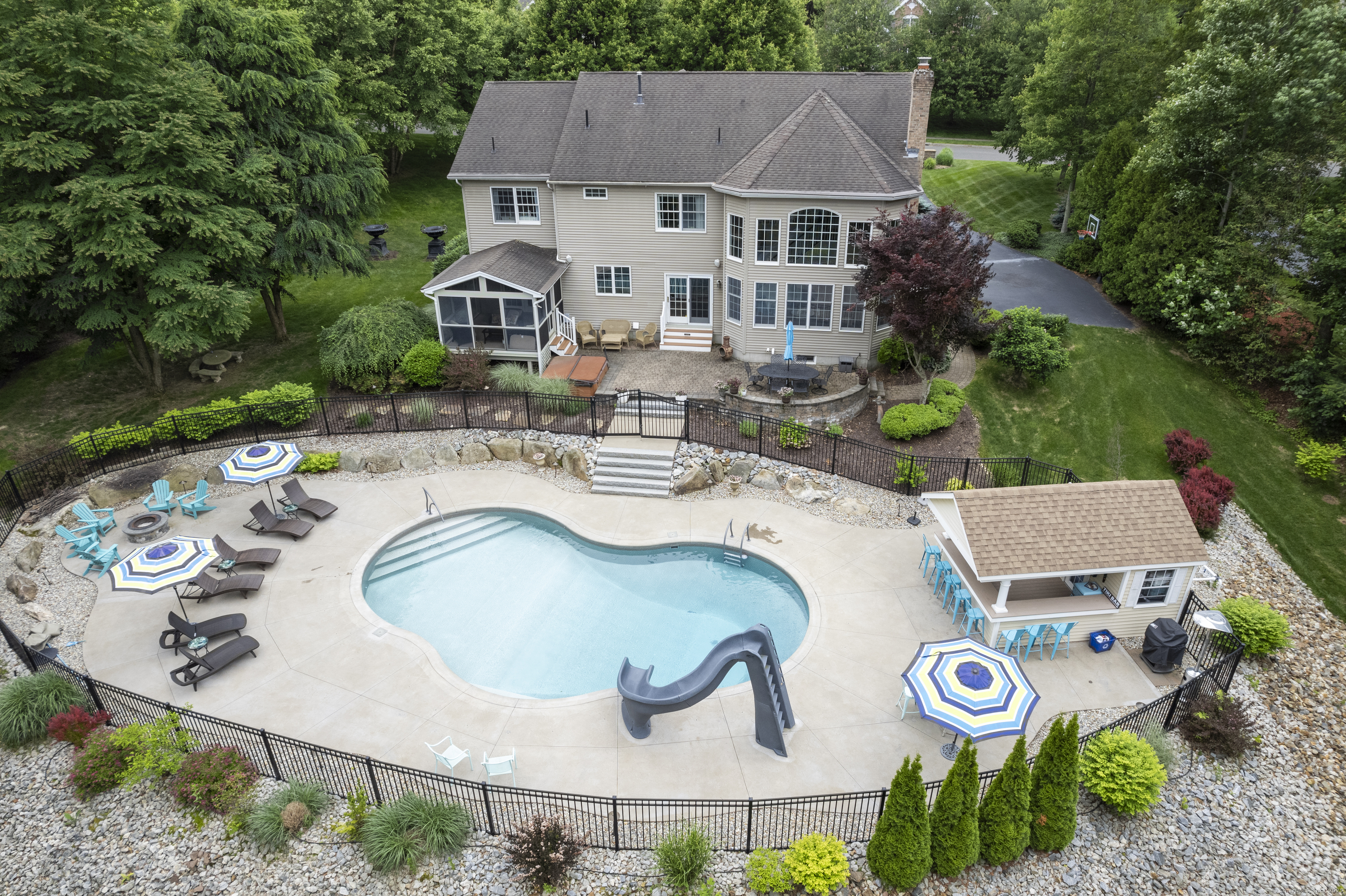 322 Paxton Way