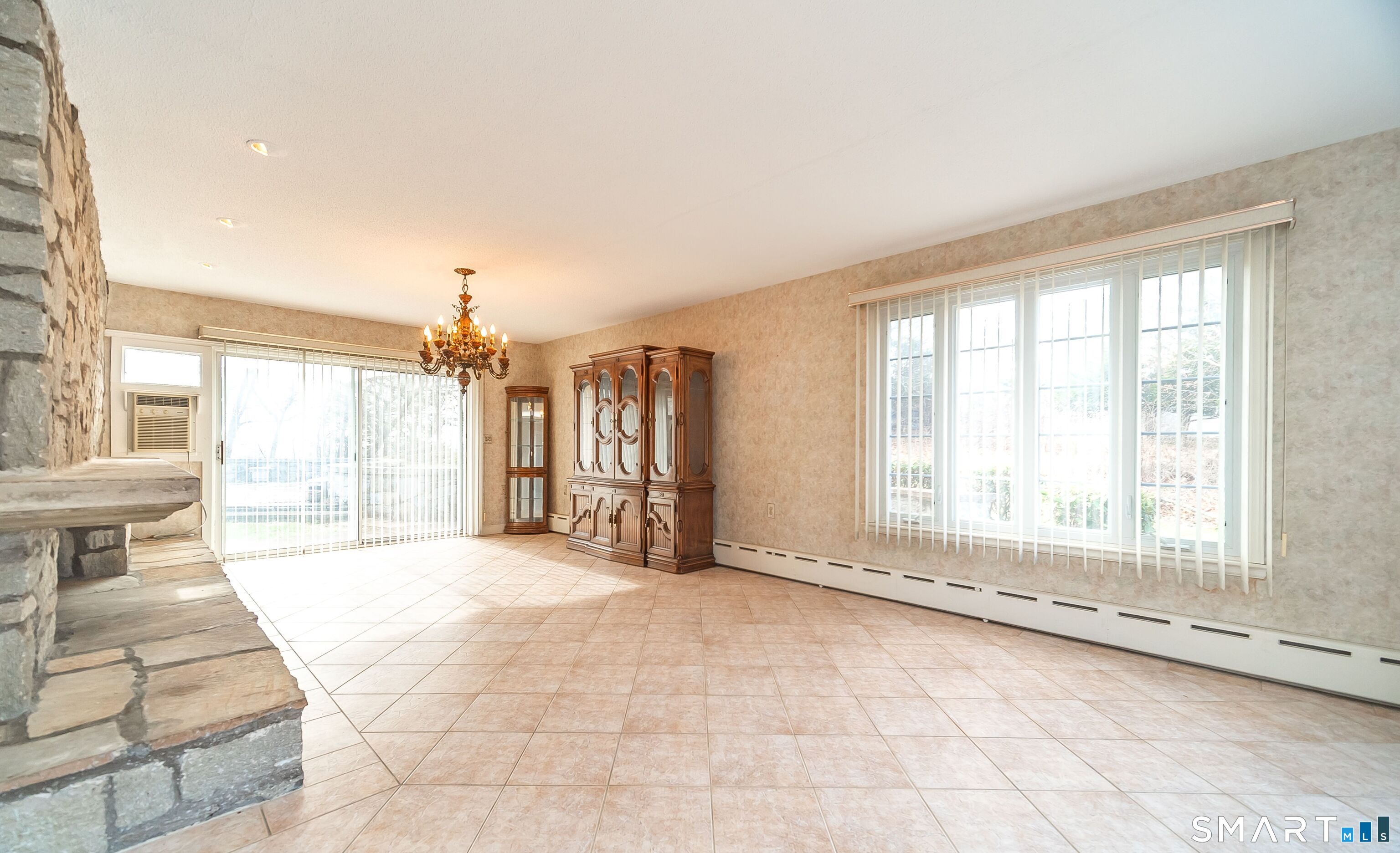 1603 Hartford Turnpike