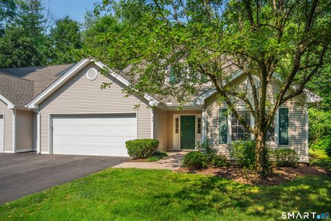 Condo For Sale - 26 Shipston Drive #26<br/> West Hartford, CT 06117
