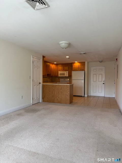 Condo For Sale - 380 Main Street #16<br/> Wallingford, CT 06492