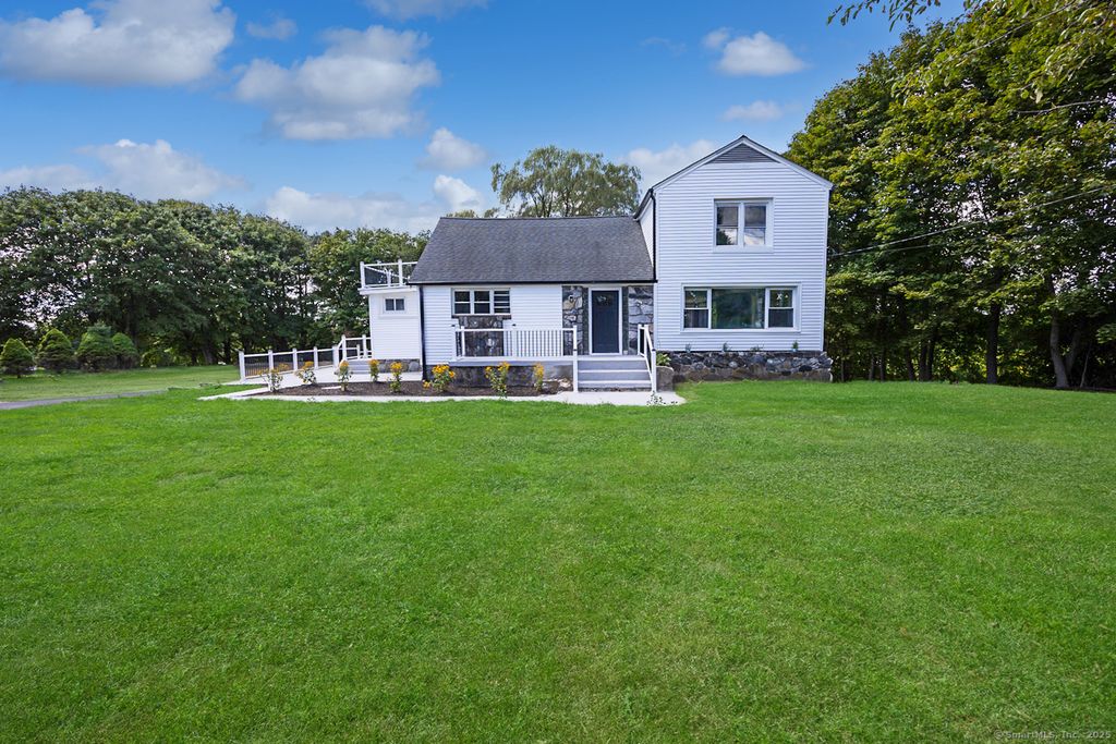 Photo of 719 High St Extension, Thomaston, CT 06787 (MLS # 24147149)