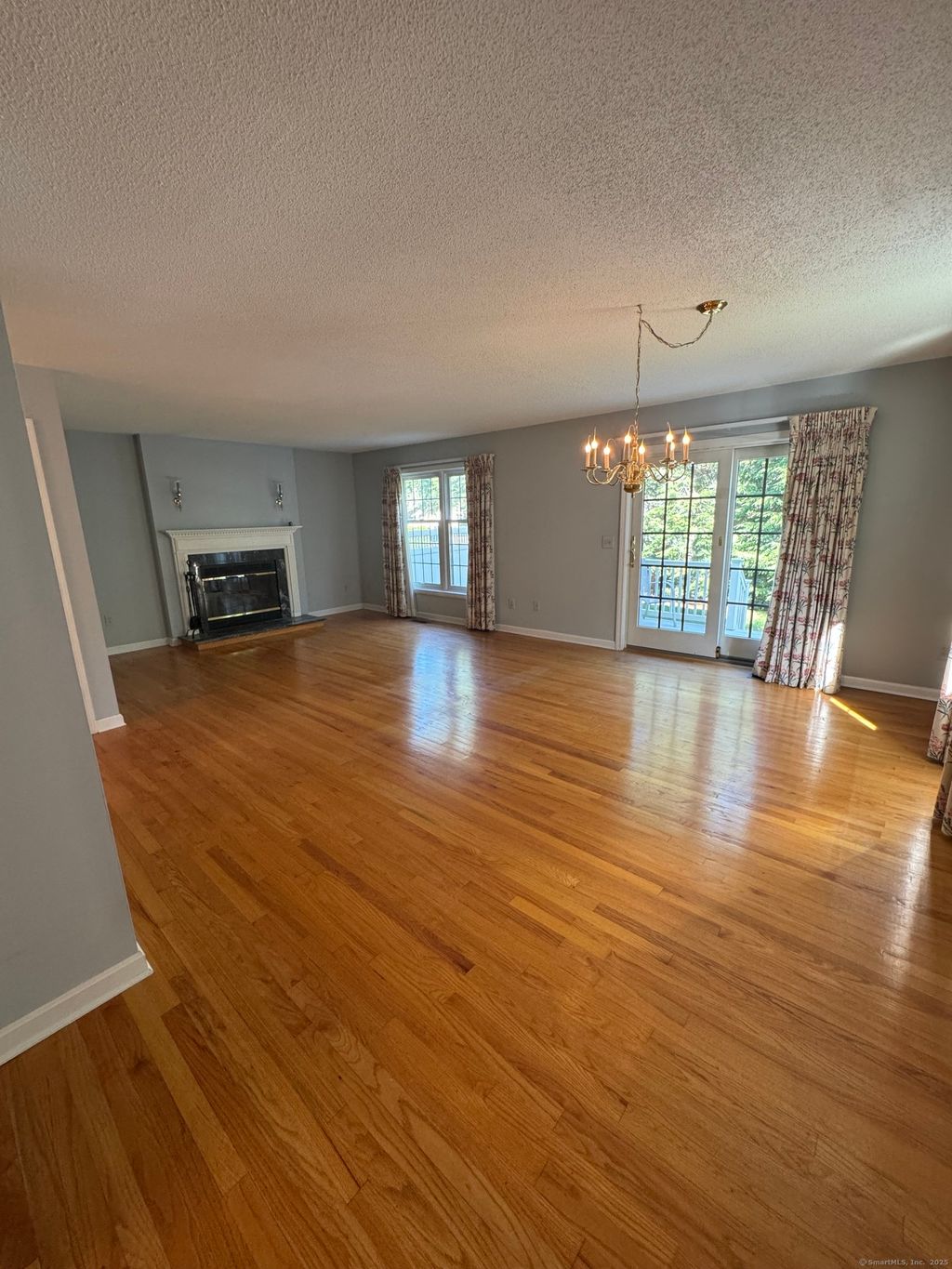 Photo of 26 Darling Crossing #26, Norwich, CT 06360 (MLS # 24141280)