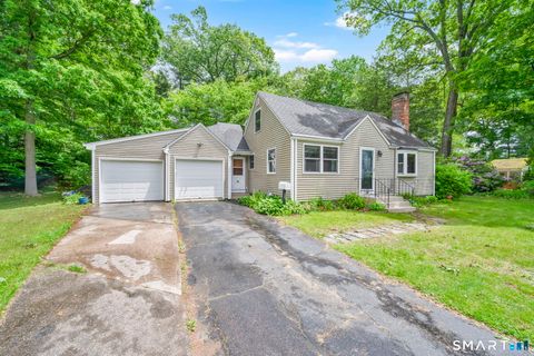 Homes For Sale - 40 Shadycrest Drive<br/> East Hartford, CT 06118